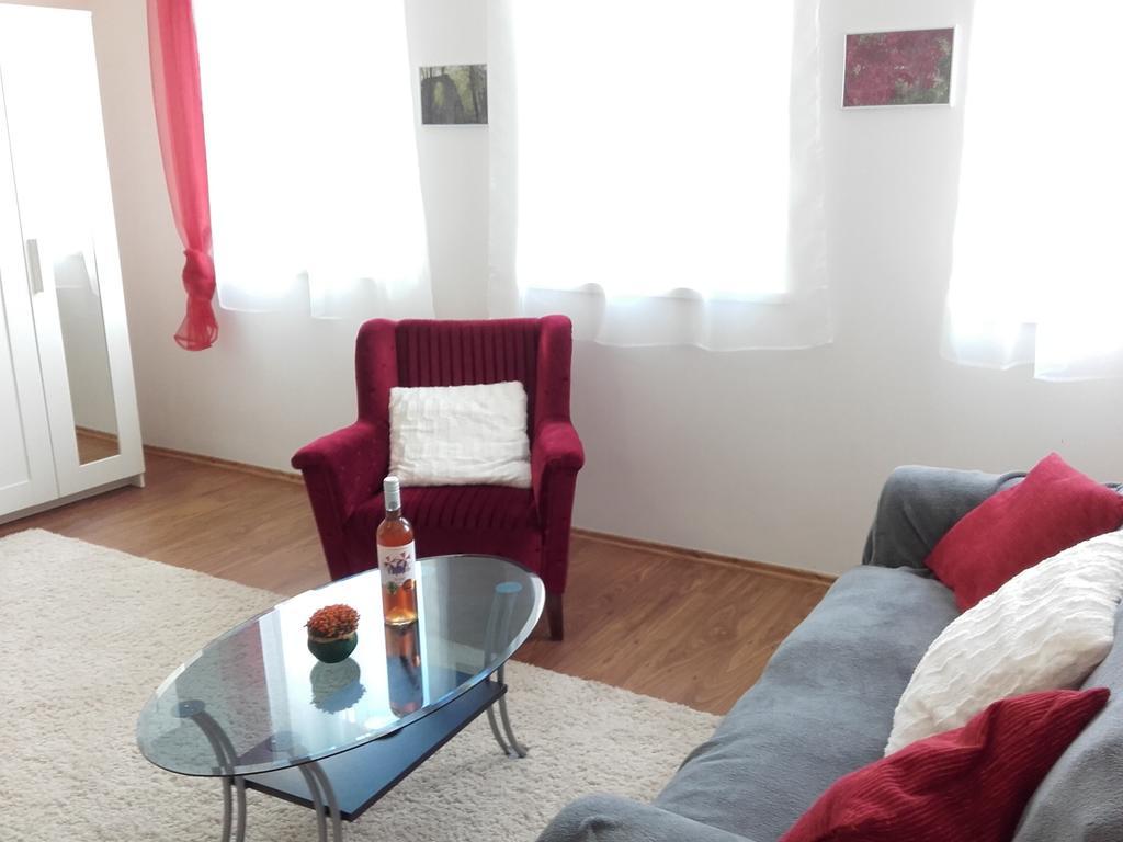 Eger Apartman Exterior photo